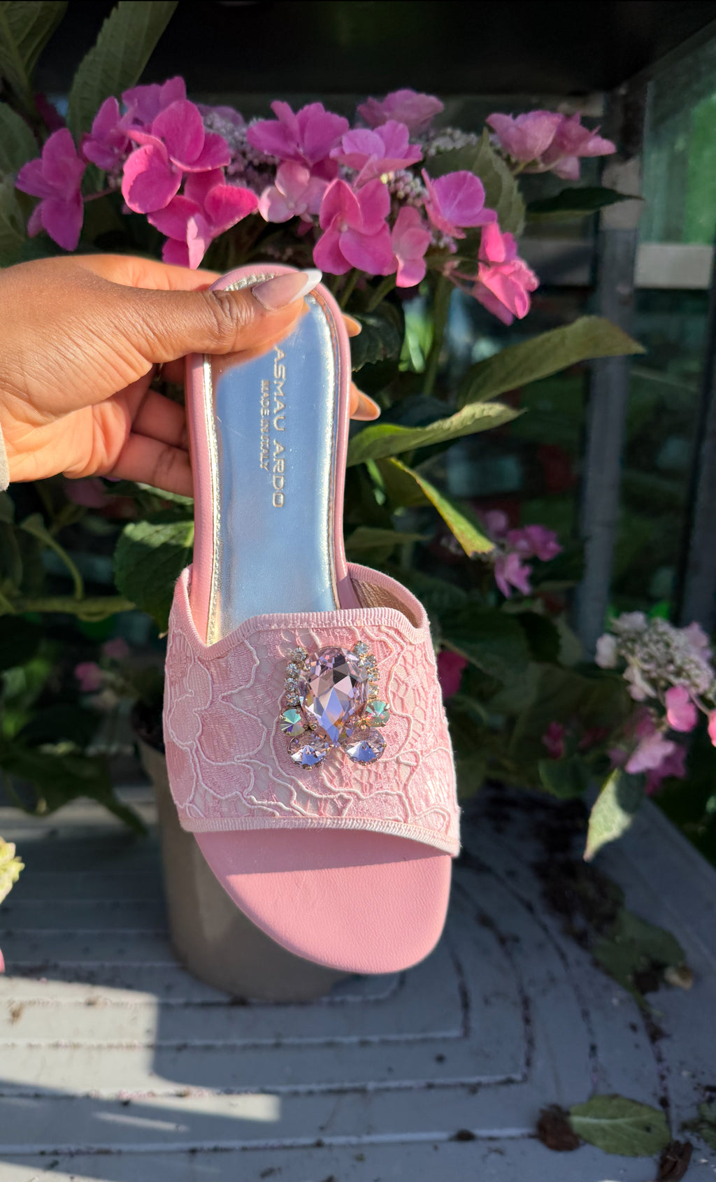 New Molly flat sandals