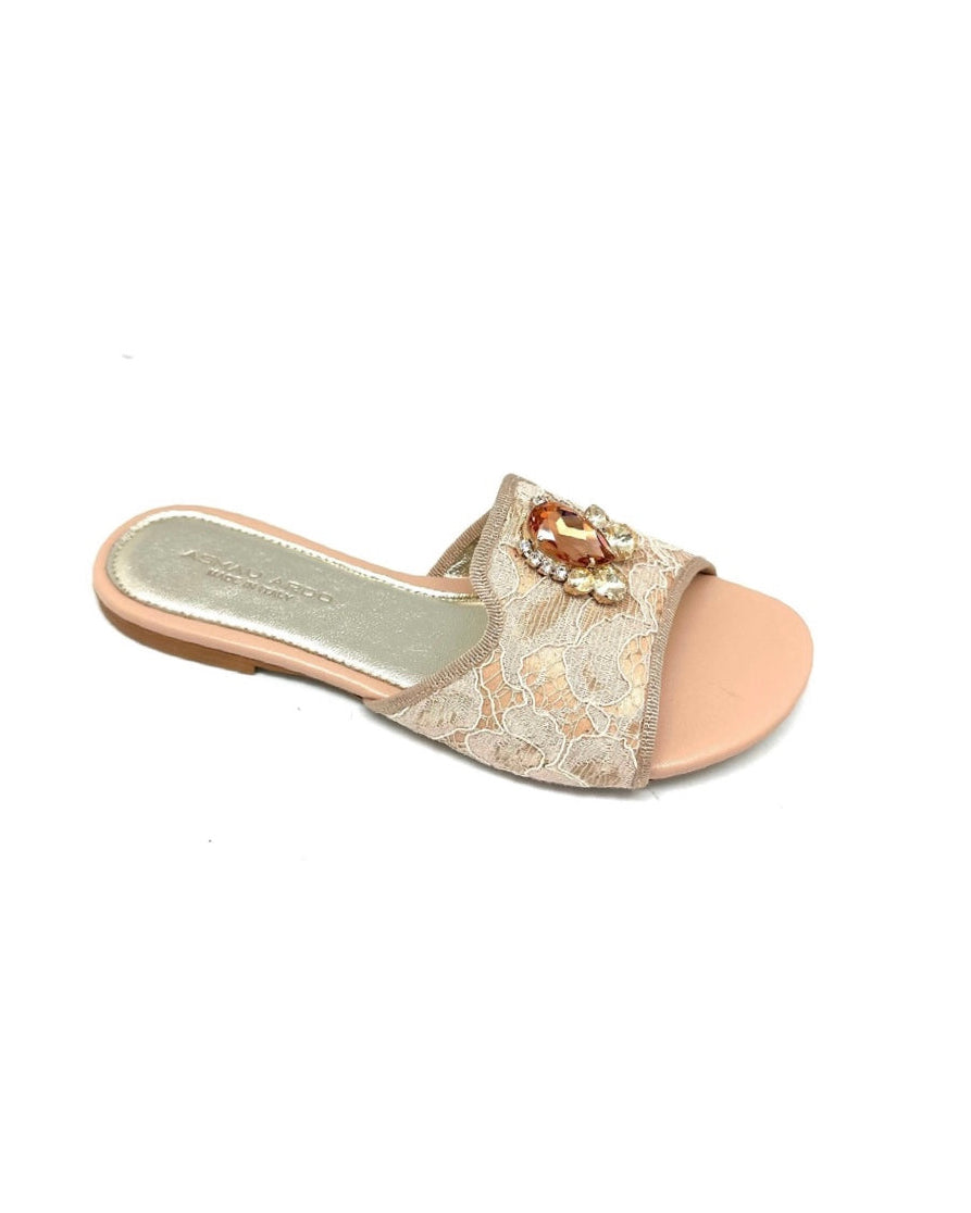Molly flat sandals