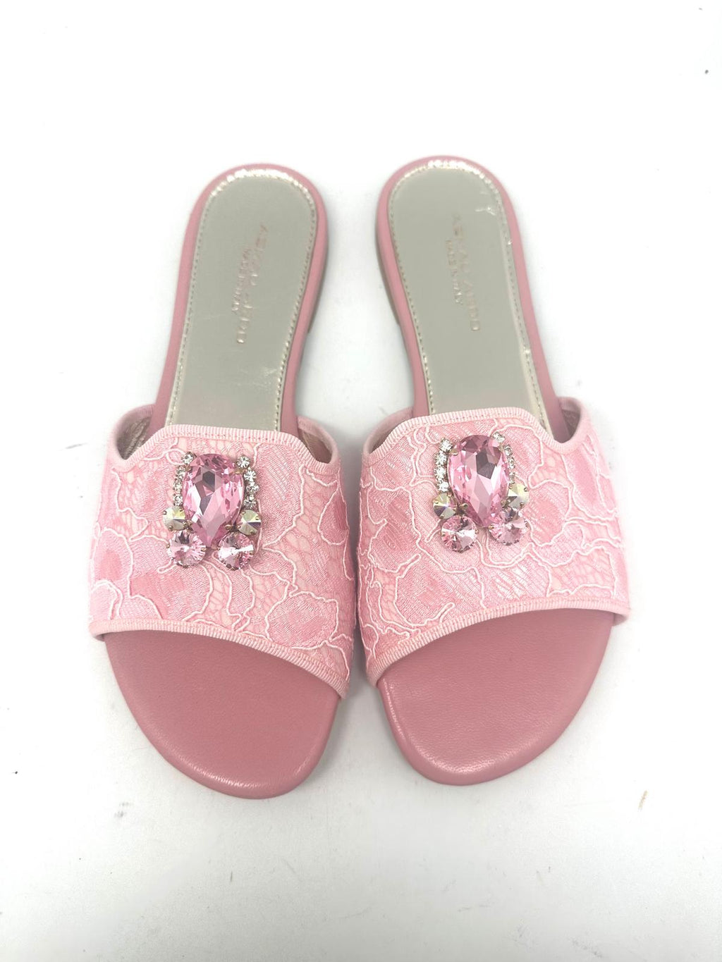 New Molly flat sandals