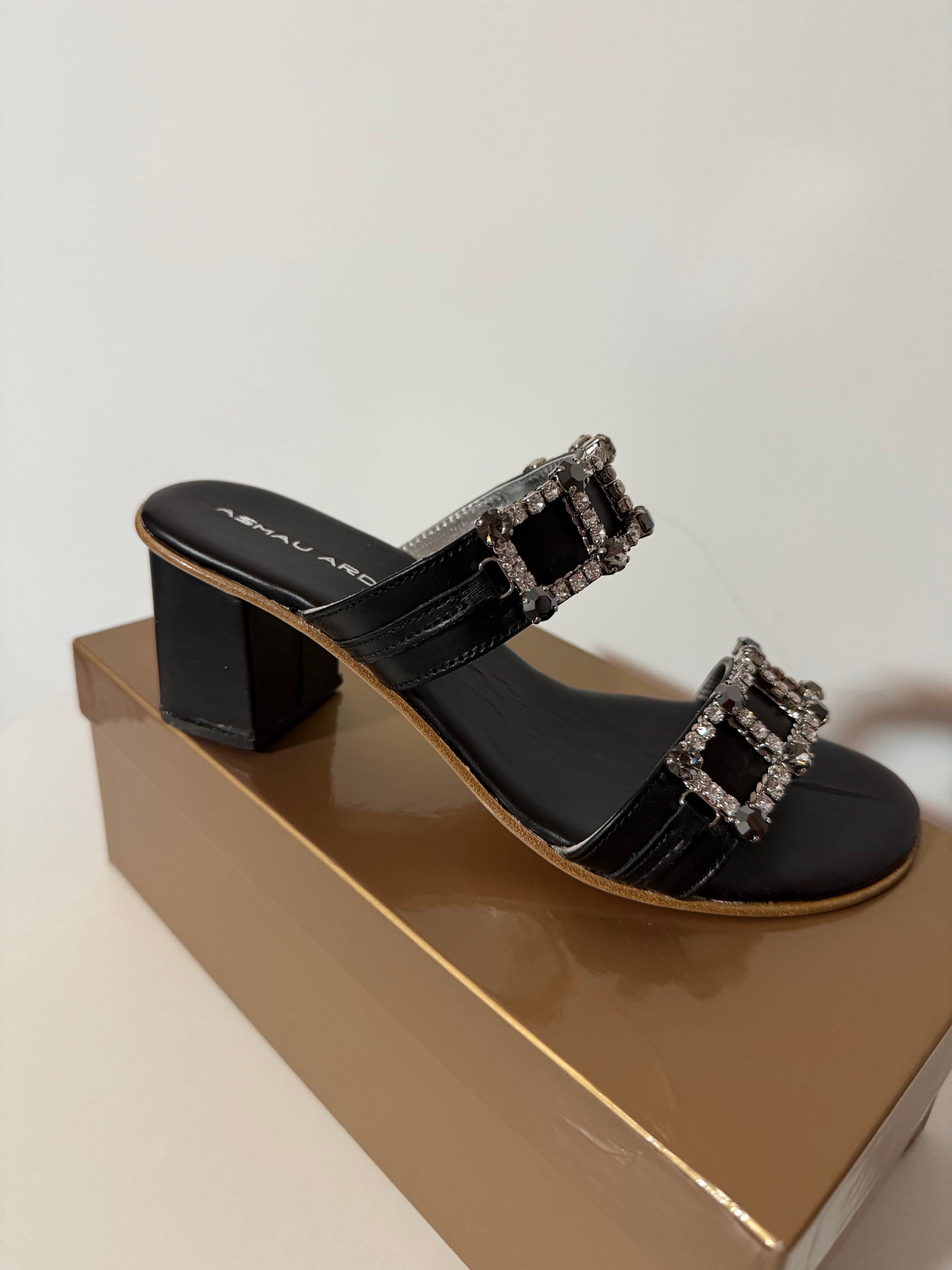 Inaaya Embellished Sandals