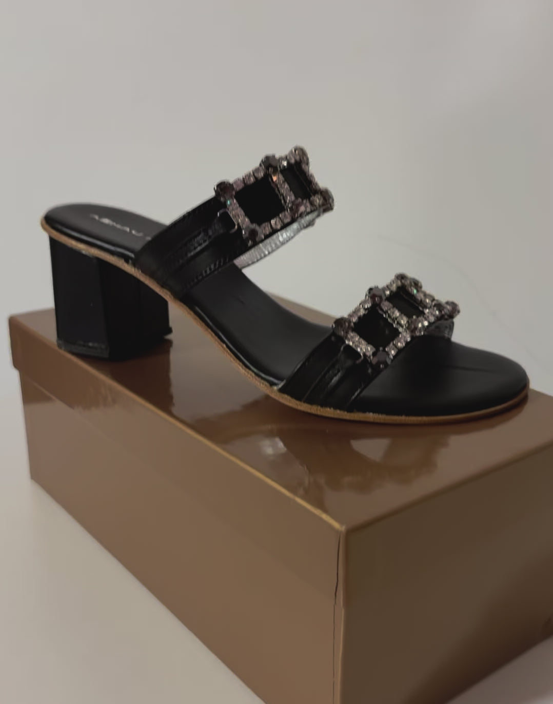 Inaaya Embellished Sandals